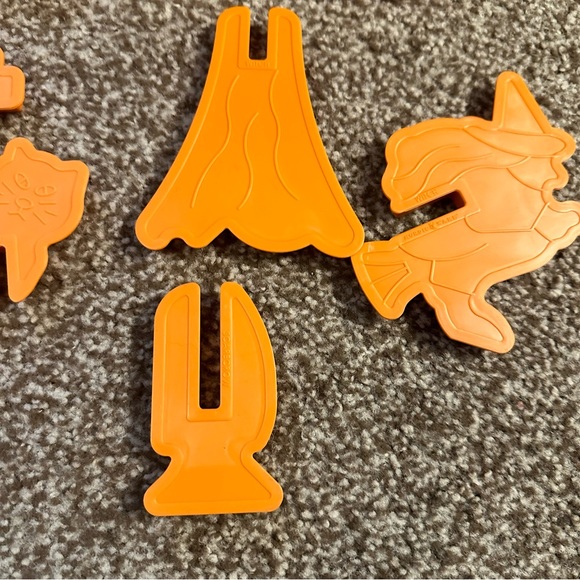 Nordic Ware Halloween 3D Cookie Cutter Set - Picture 8 of 10